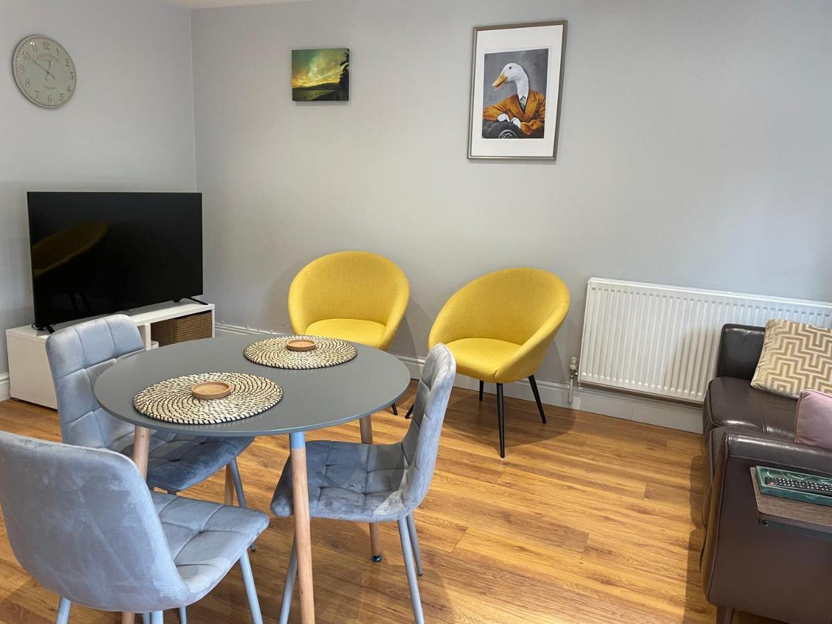2 Bedroom Apartment Chiswick Park Tube Station London Luaran gambar